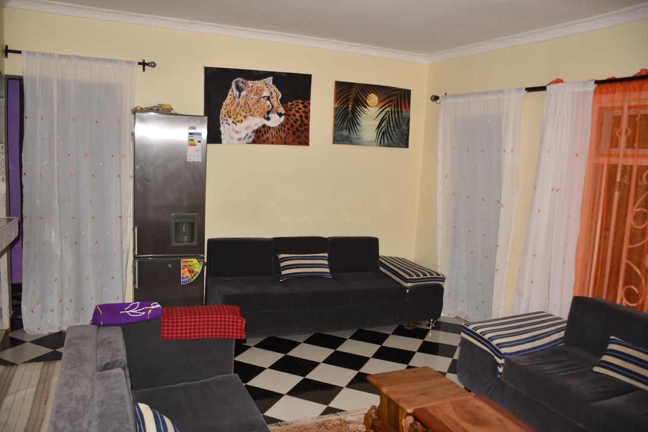 Simple Specious Homestay Arusha Exteriör bild